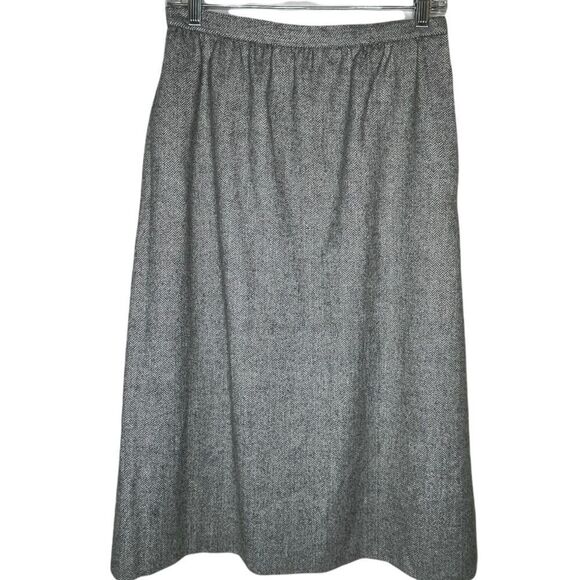 Vintage Country Suburbans Skirt Set - Picture 3 of 16